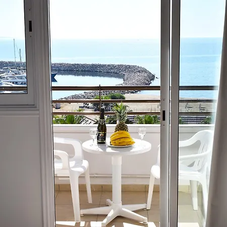 Apartment Sun Hall Larnaca