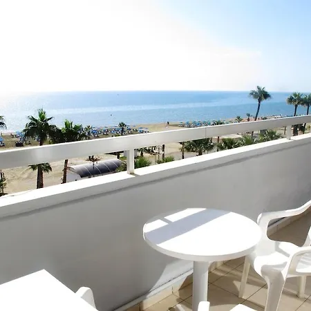 Sun Hall Apartment *